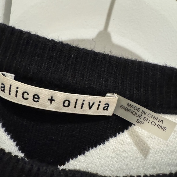 Alice + Olivia - Picture 2 of 3